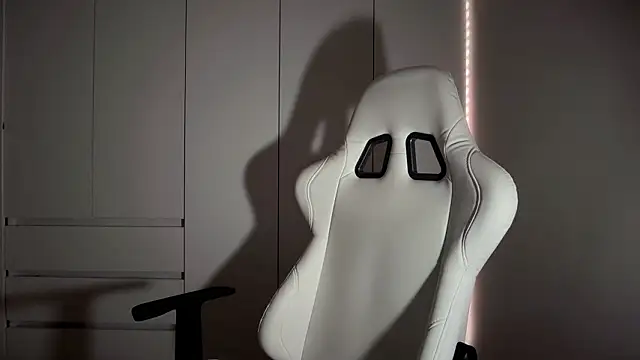 monnymoonn's cam snapshot