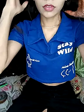 hotyjiyaaaa live sex cam