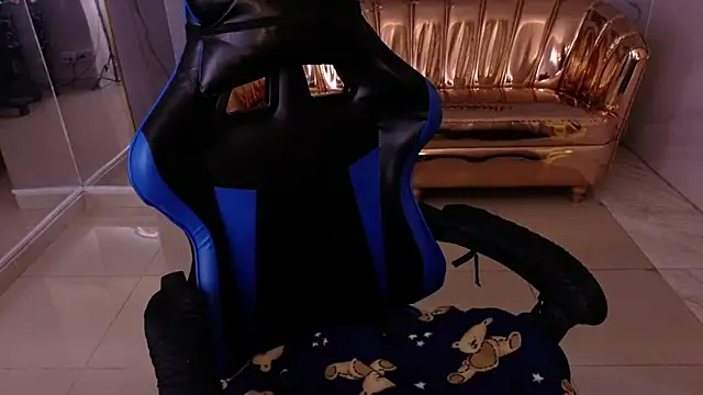 honey_torres_sub's cam snapshot