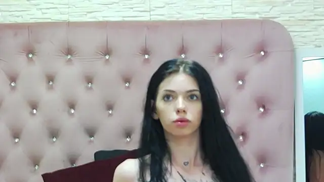 PeachyElla26's cam snapshot