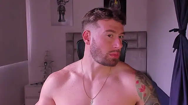 paul_rogerr live sex cam