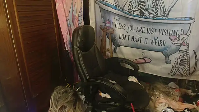 Ombeline1 live sex cam