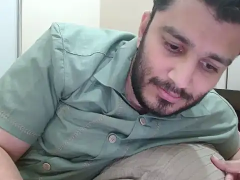 robintoit live sex cam