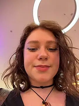 lucy-joy's cam snapshot