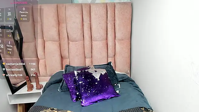 Issa_Milf__'s cam snapshot