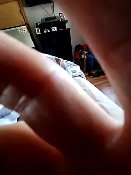 rem4001@xh's cam snapshot