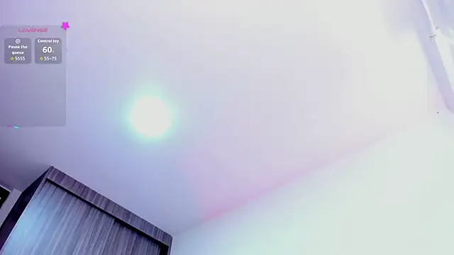 Sara_Leblanc's cam snapshot