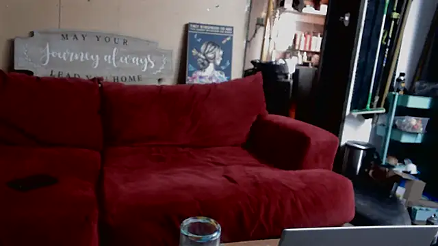 MISTERANDDEMI's cam snapshot