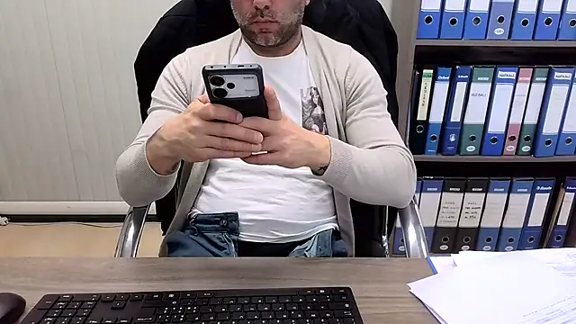 Evasionee live sex cam