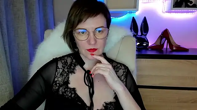 feliziaDesire live sex cam