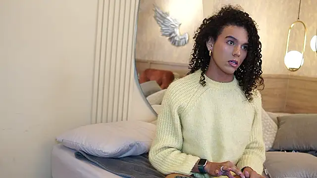 Luxa_Velvet live sex cam