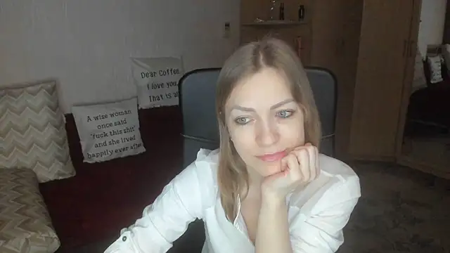 Tiffany_Bates's cam snapshot