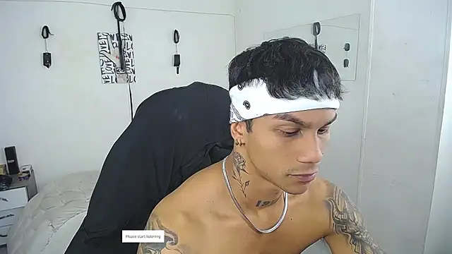 Leonard_Price live sex cam