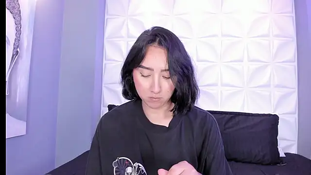 EXTRAHORNYNINA's cam snapshot