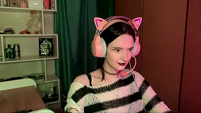 MabelDefina's cam snapshot