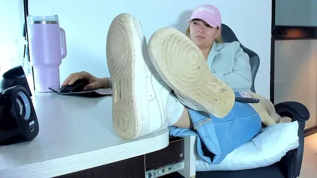 alma_fenix live sex cam