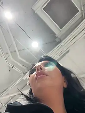 Tisha_Busty live sex cam