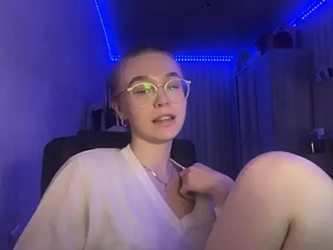 melissashineee's cam snapshot