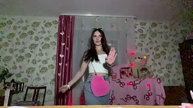 StephaniCute's cam snapshot