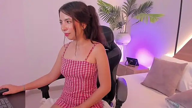 cataleya_castle's cam snapshot