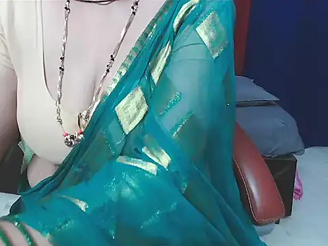 sunitha-3's cam snapshot