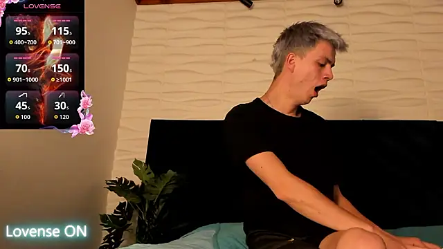 nicktorn's cam snapshot