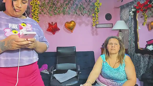 lesbiancuple live sex cam