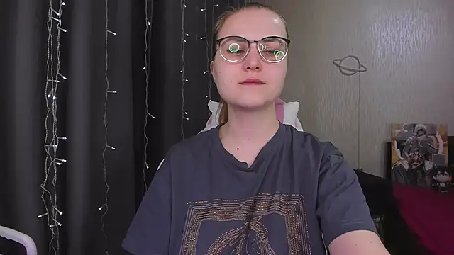 MissBrightShine's cam snapshot