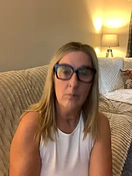 Mrsmoggy's cam snapshot