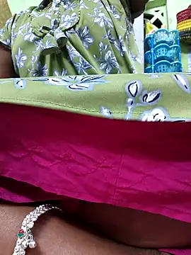 Tamilselviroja- live sex cam