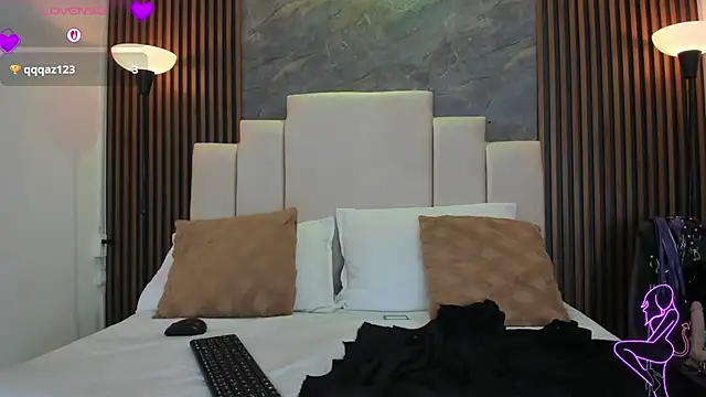 catiusca_reyes_03's cam snapshot