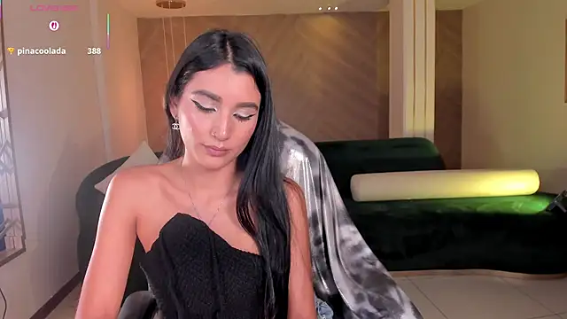 BellaCarteer_'s cam snapshot