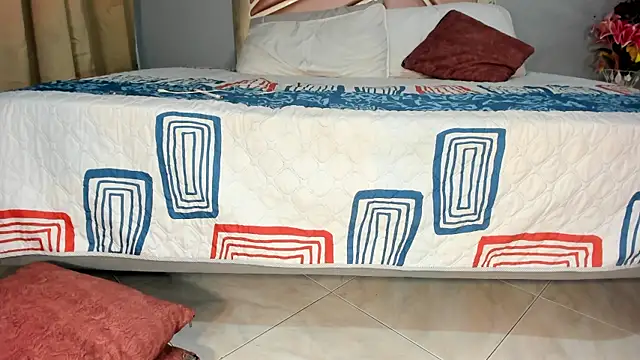 Susy_w1's cam snapshot