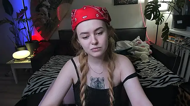 Alexa_Pirs's cam snapshot