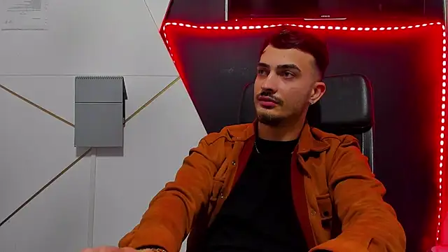 BrandonTate live sex cam