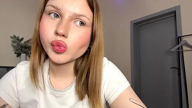 PledHoly's cam snapshot