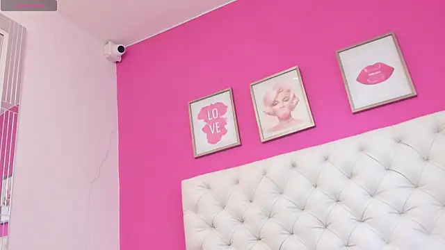 TalianaNewton live sex cam