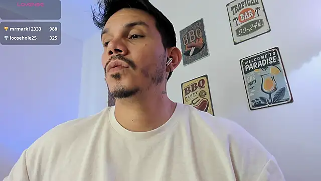 alejandro_stark live sex cam