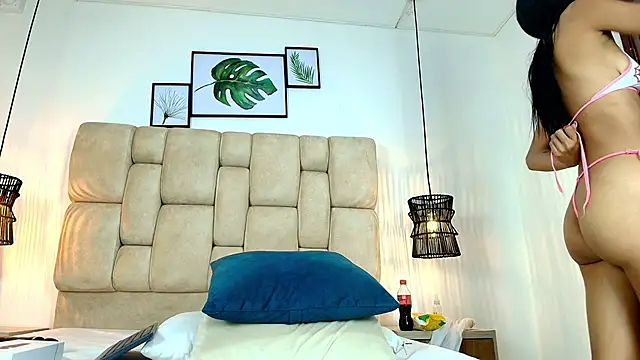 Cinthiabaker's cam snapshot