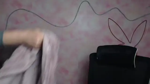 Madonna_Fire's cam snapshot