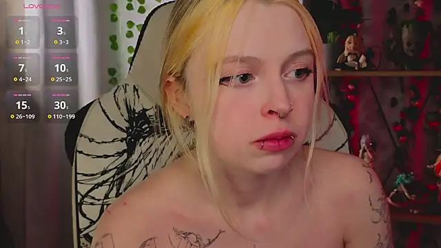 ElvenQueen's cam snapshot