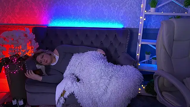 CoolTatis's cam snapshot