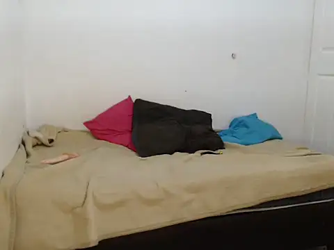 AlyssaBrown's cam snapshot