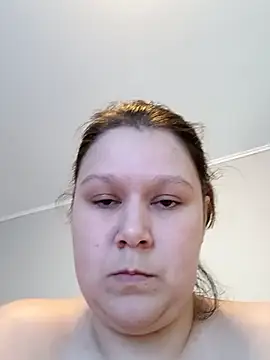 GlitterAuburn's cam snapshot