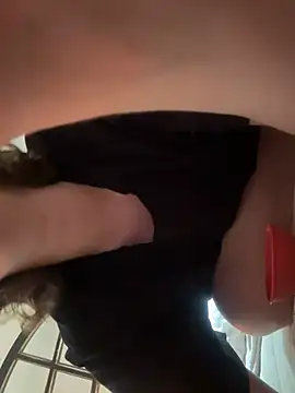 witchdub's cam snapshot