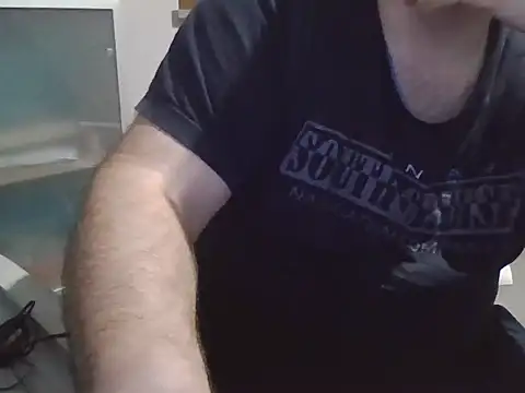 iron_boy80 live sex cam