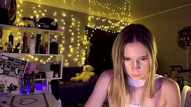 amily_sunray's cam snapshot