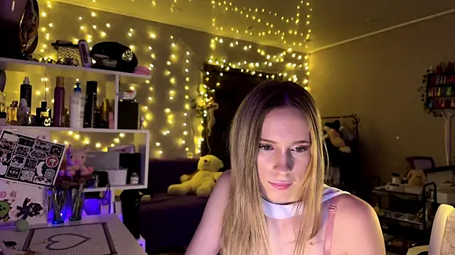 amily_sunray's cam snapshot