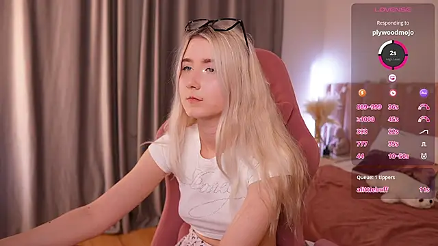 Aiko_Takana's cam snapshot