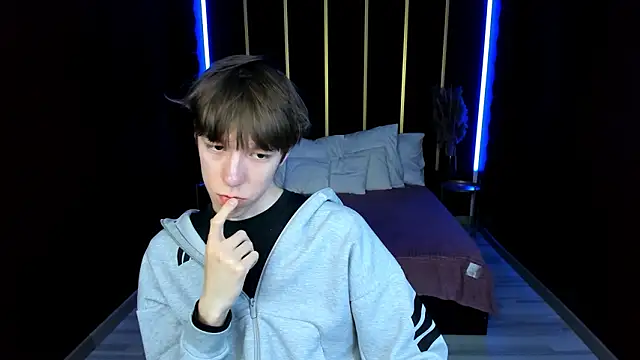 MarkBranston live sex cam